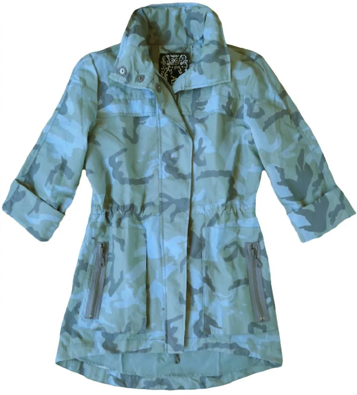 Modern Anorak Camo Print In Blue Multi Relaxed Women's 
