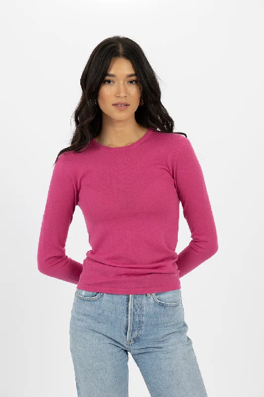 MAGENTA